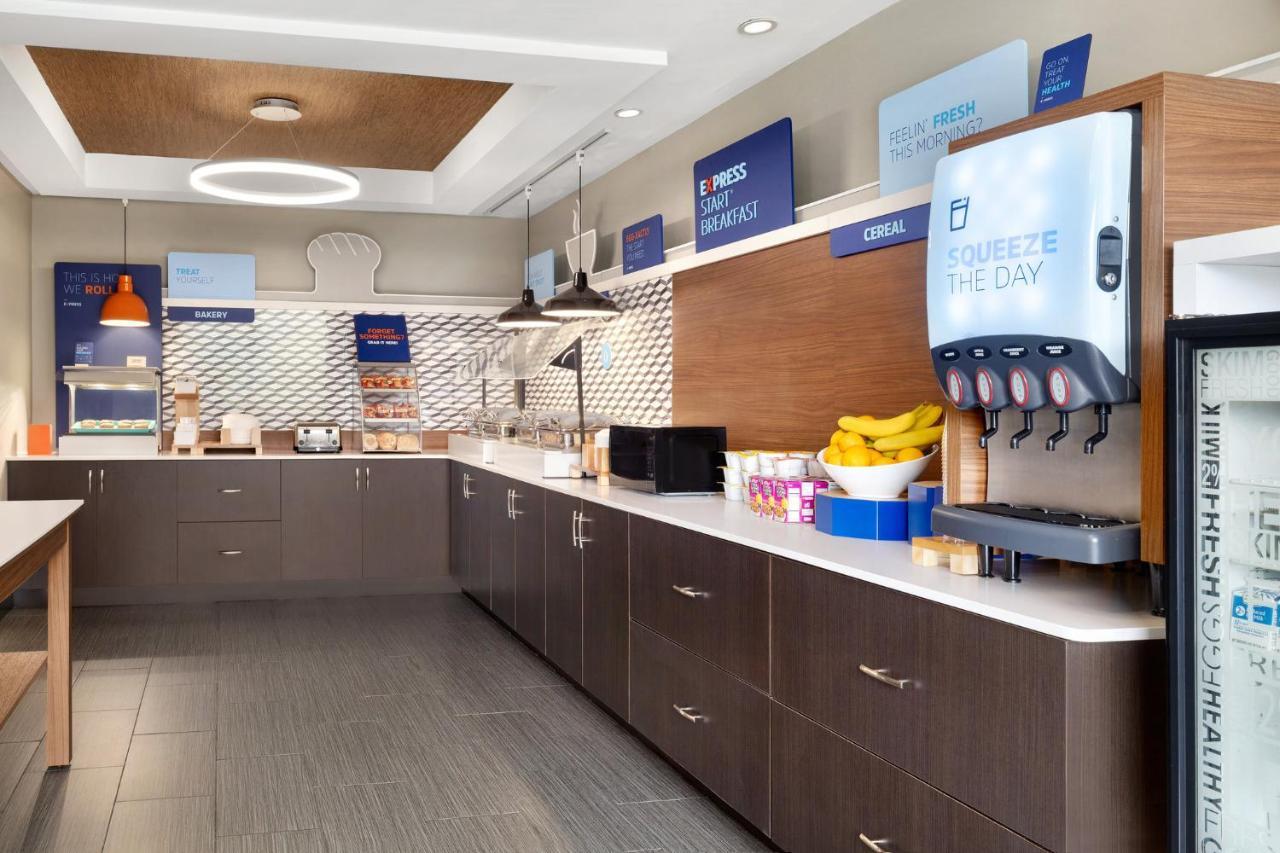 Holiday Inn Express & Suites Greenville-Downtown By Ihg Kültér fotó