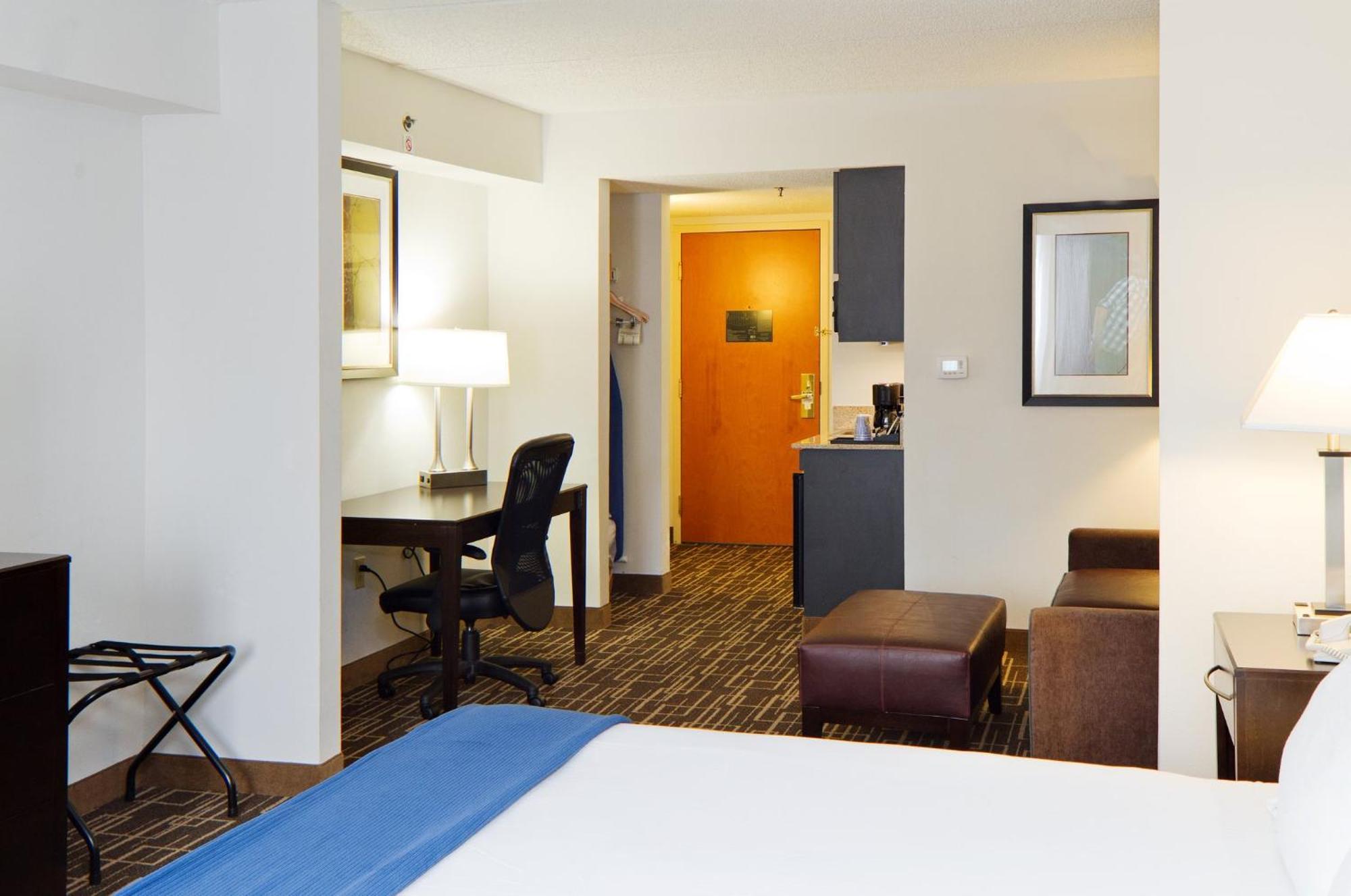 Holiday Inn Express & Suites Greenville-Downtown By Ihg Kültér fotó
